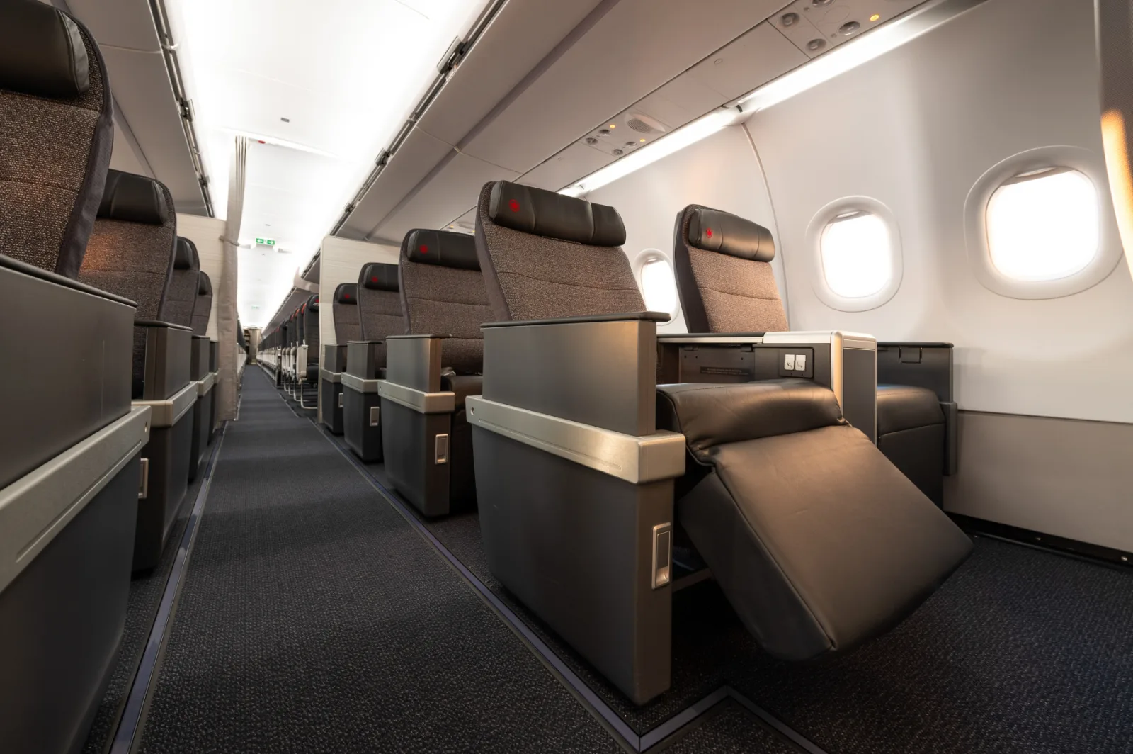 Aeroplan media photography, illustrating context for the Super Elite 100K article.
