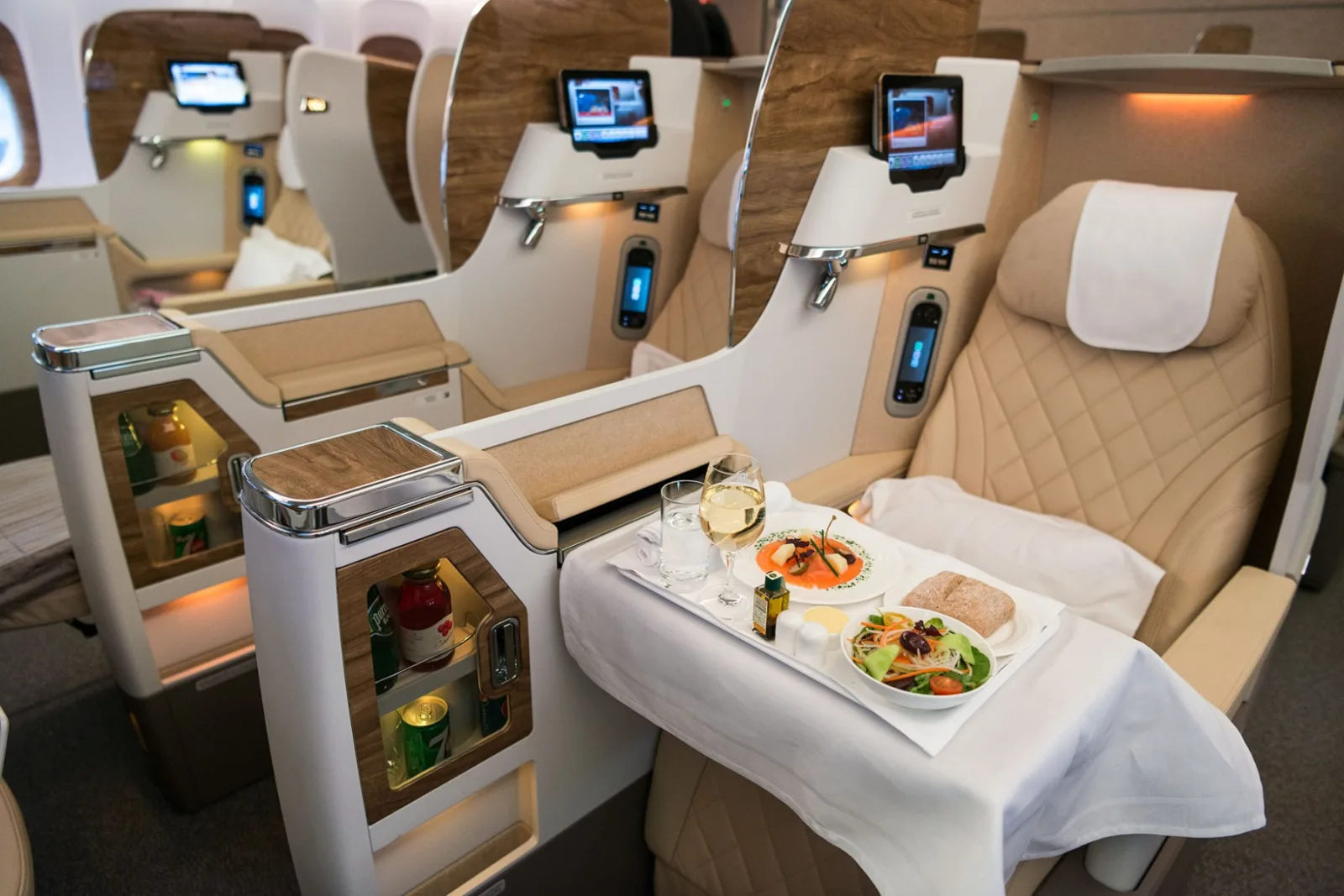 Emirates Skywards media photography, illustrating context for the Silver article.