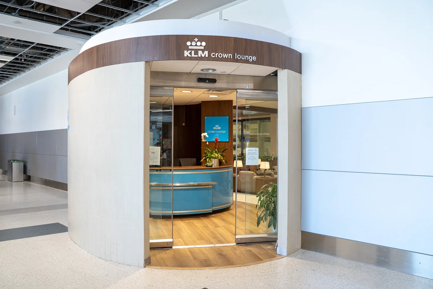 KLM Crown Lounge interior, a Flying Blue Gold and Platinum benefit at Schiphol and other KLM hubs.
