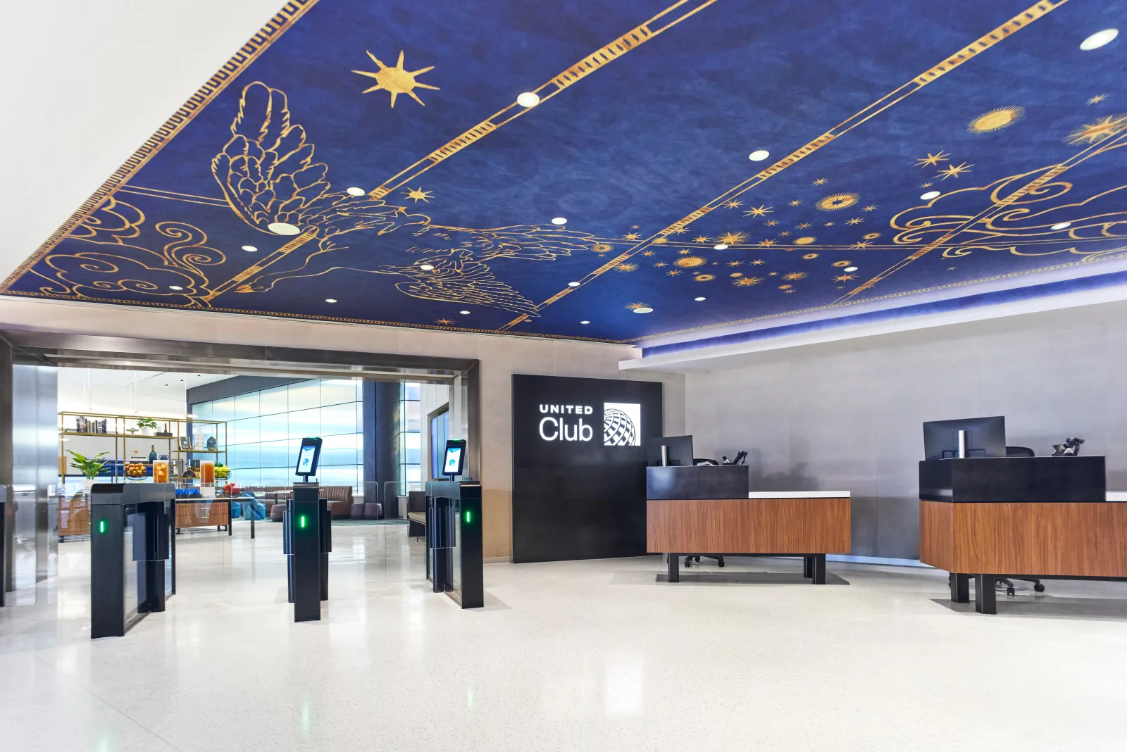 United Club at Newark Terminal C gate 74, a MileagePlus Premier 1K and Star Alliance Gold benefit.
